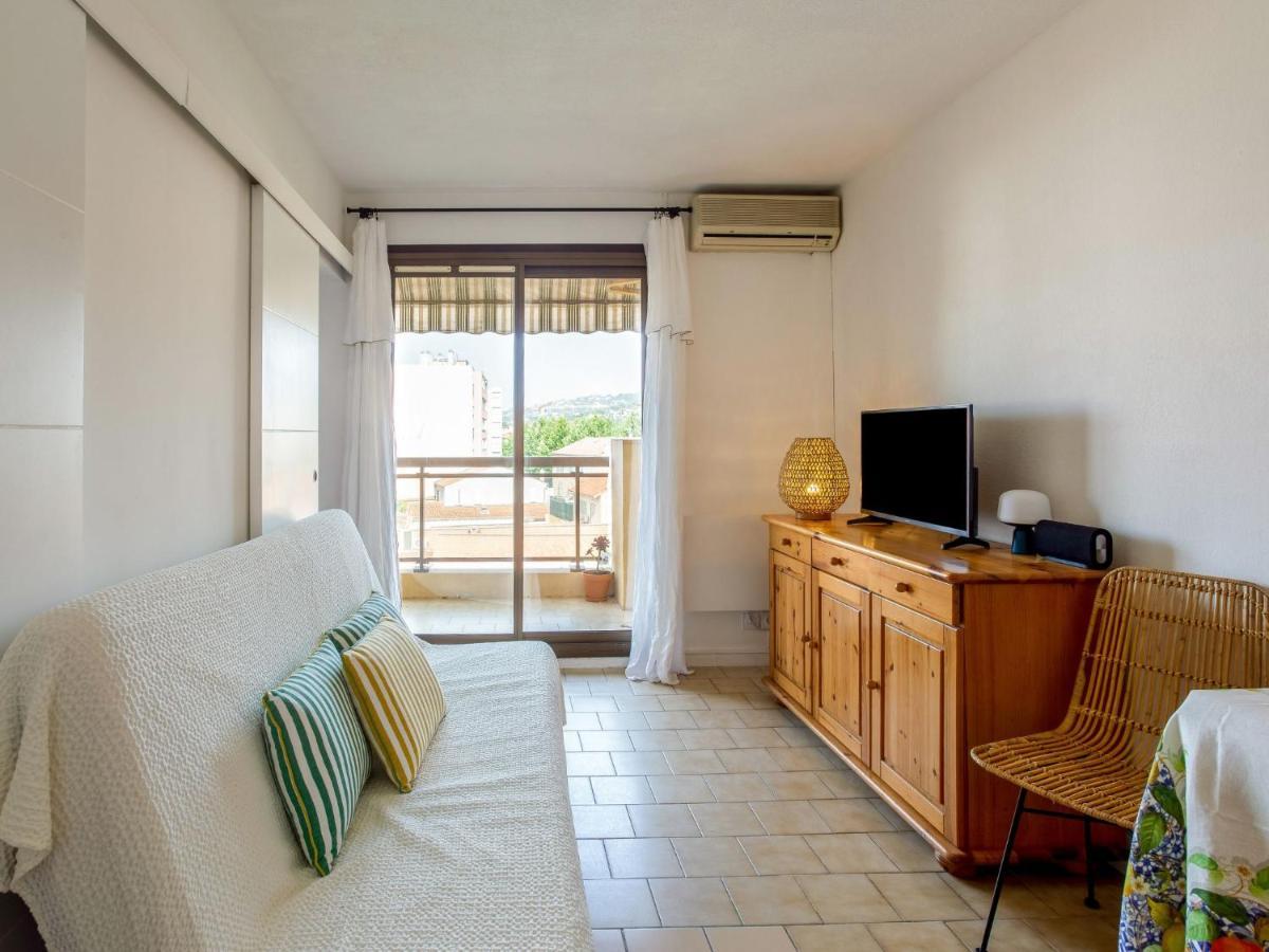 Apartment Saint James-13 By Interhome Льо Лаванду Екстериор снимка